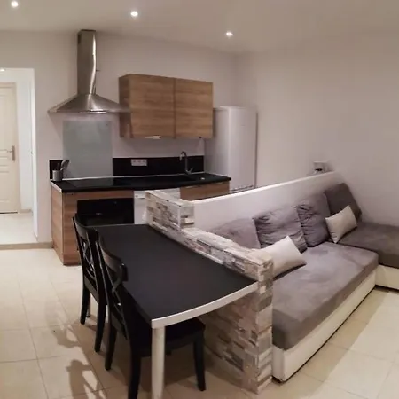 T2 Rez De Proche Bord De Apartman *